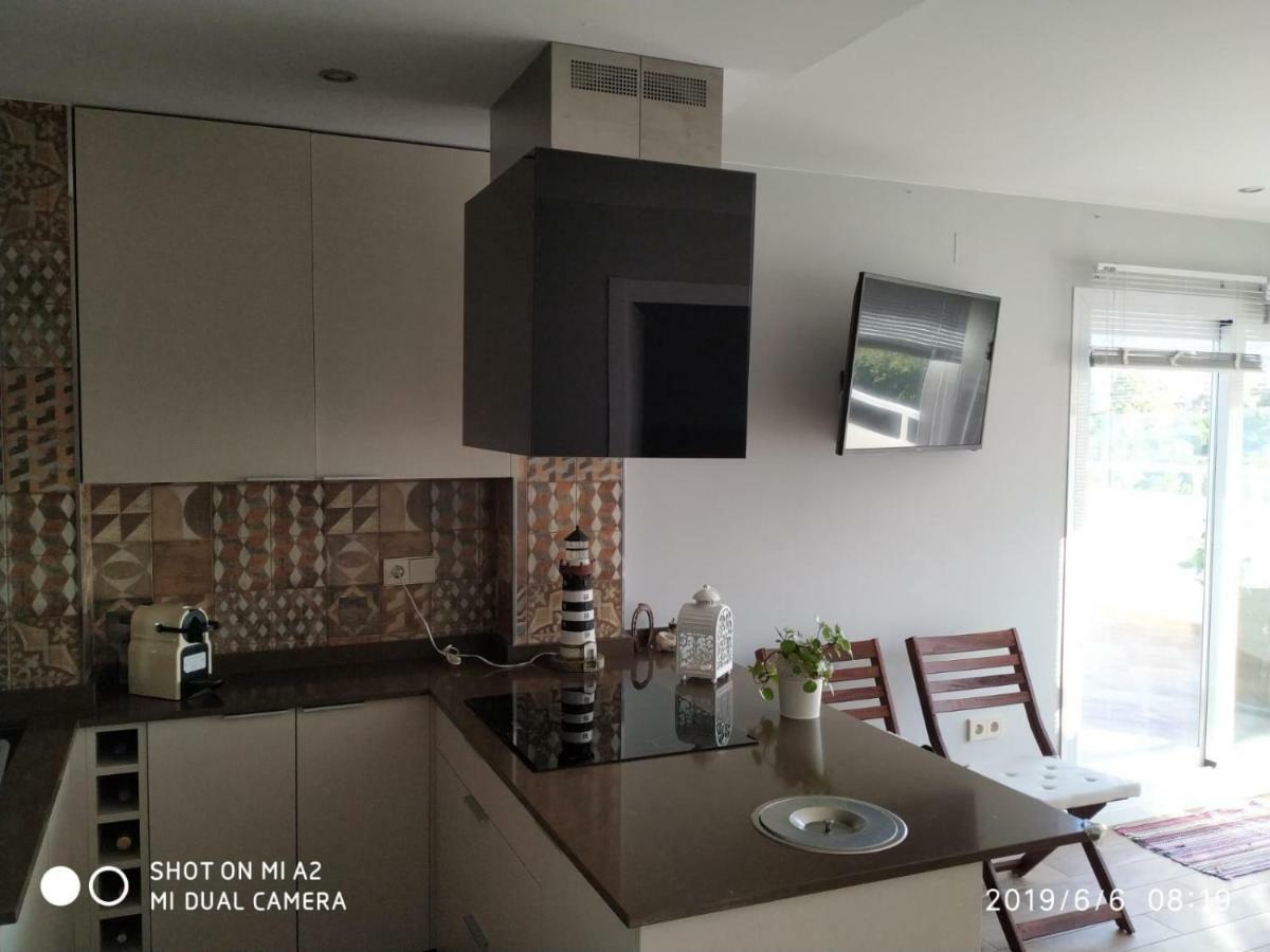 Benalbeach Jr Suite Малага Екстер'єр фото