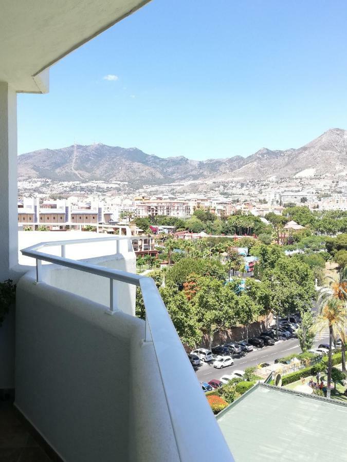 Benalbeach Jr Suite Малага Екстер'єр фото